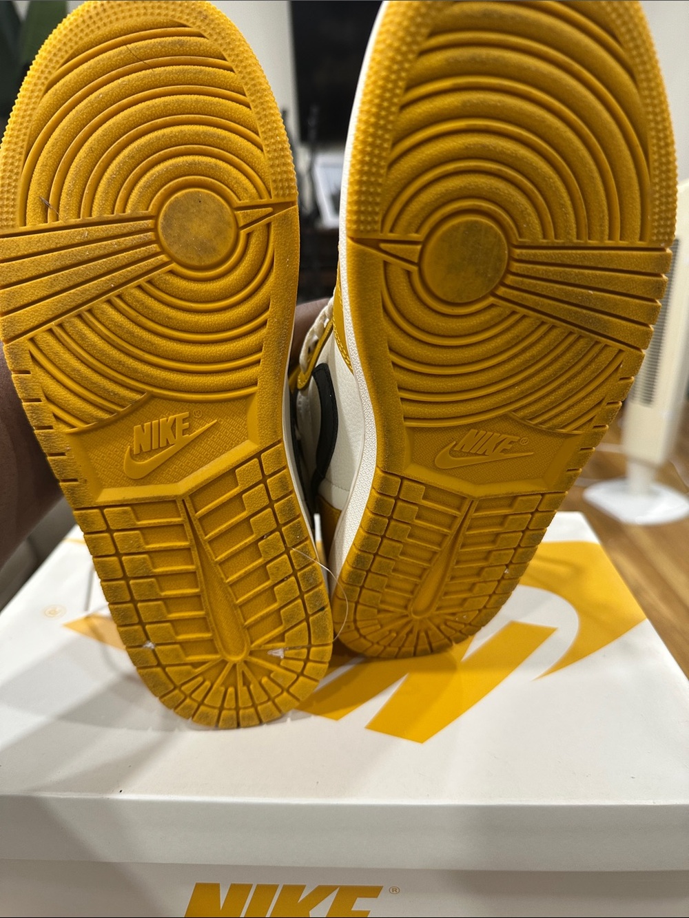 Nike Men’s High-Top Sneakers in Yellow, White & Black - Picture 2 of 4